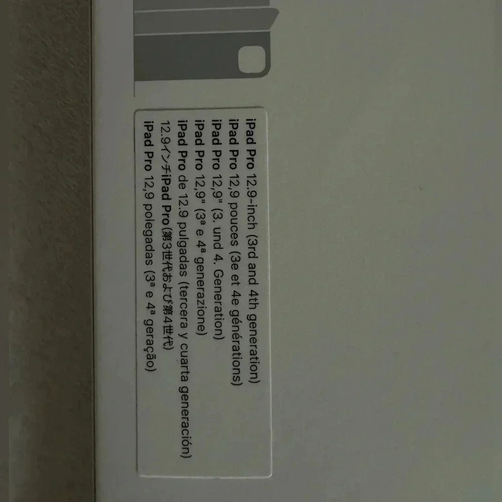 iPad Smart Folio - Picture 3 of 3